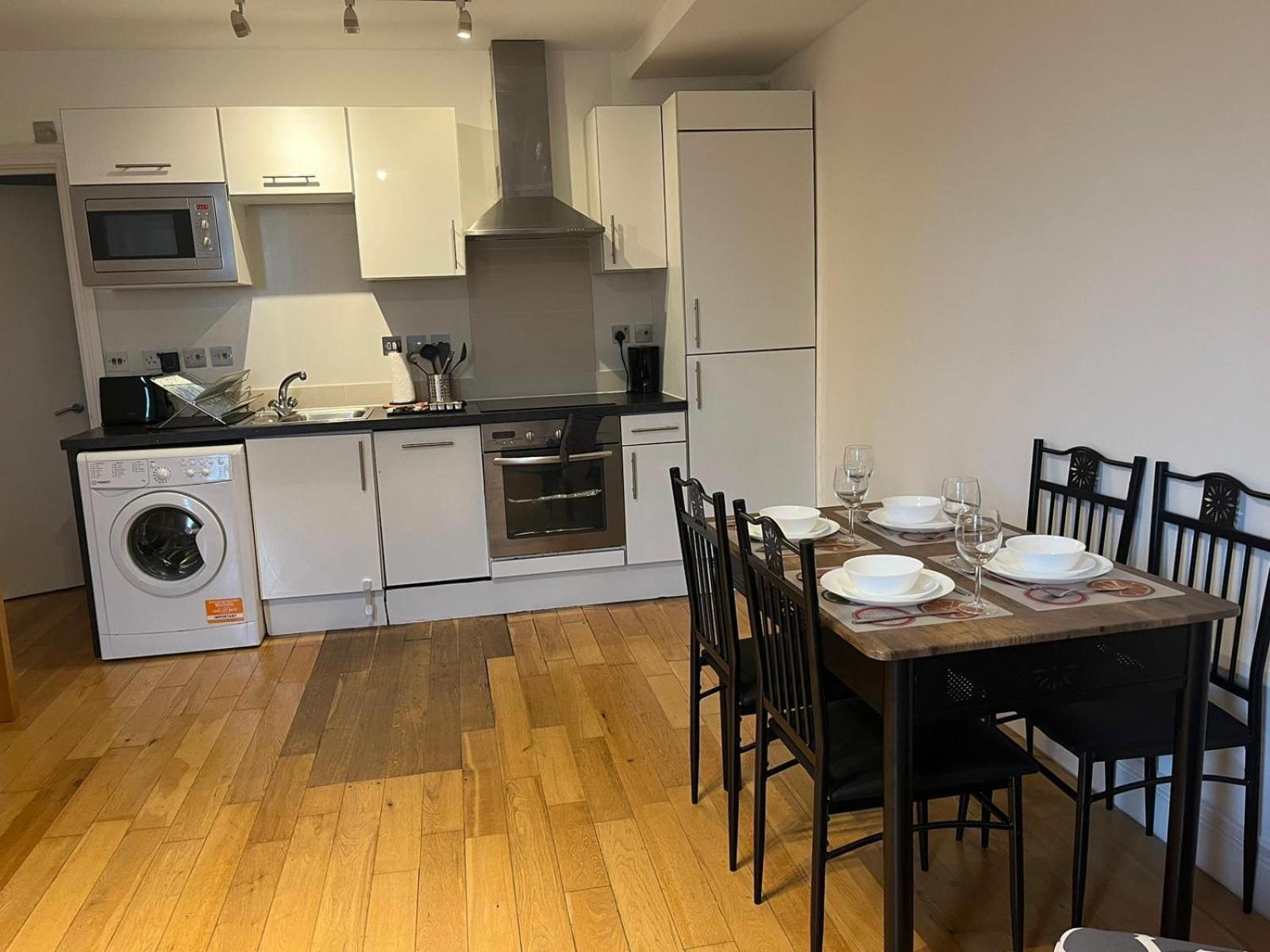Westciti Chatsworth Road Apartments ครอยดอน ภายนอก รูปภาพ