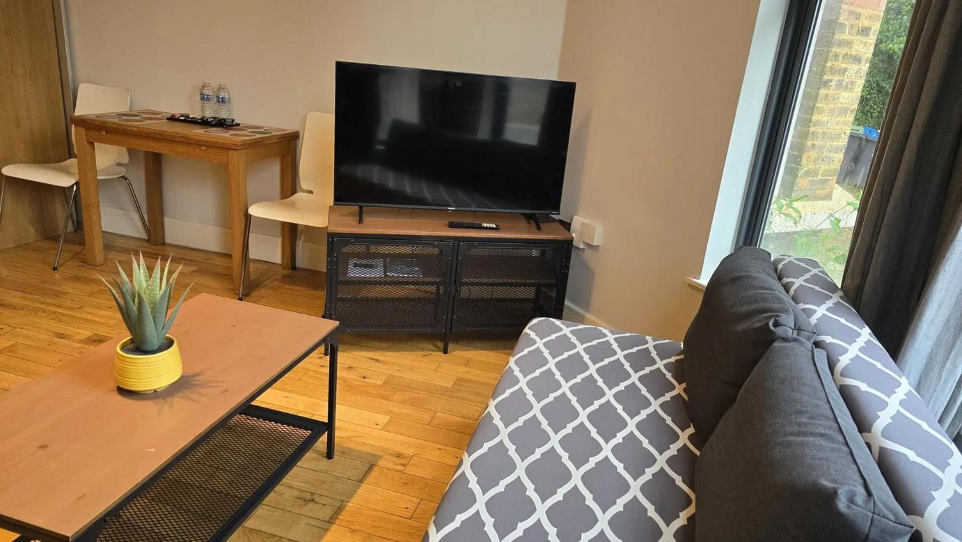 Westciti Chatsworth Road Apartments ครอยดอน ภายนอก รูปภาพ