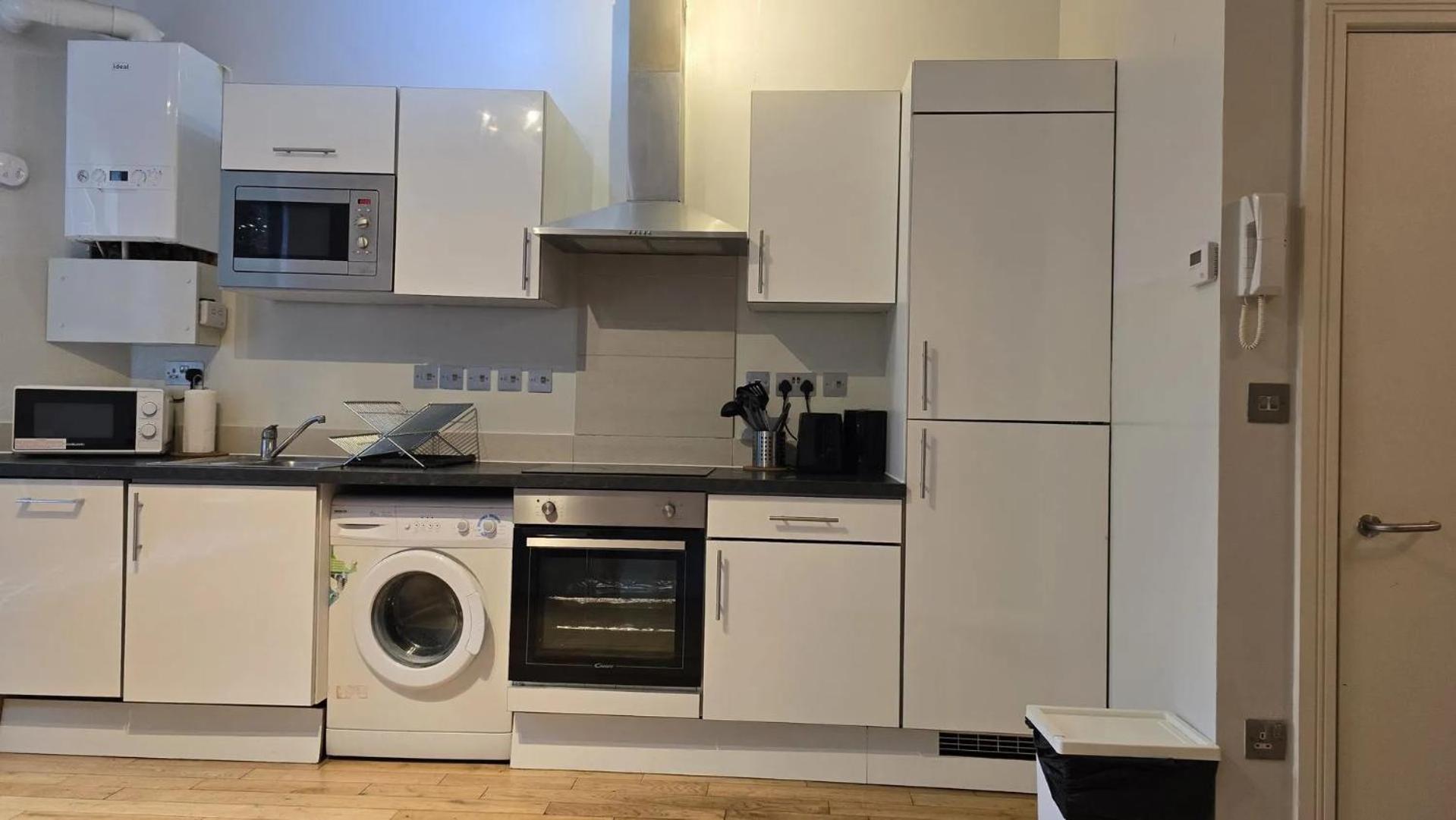 Westciti Chatsworth Road Apartments ครอยดอน ภายนอก รูปภาพ